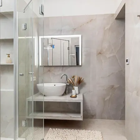 Vaci Haris Fashion Apartament *